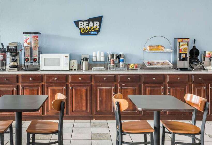 فندق على الطريق Travelodge By Wyndham Hardeeville