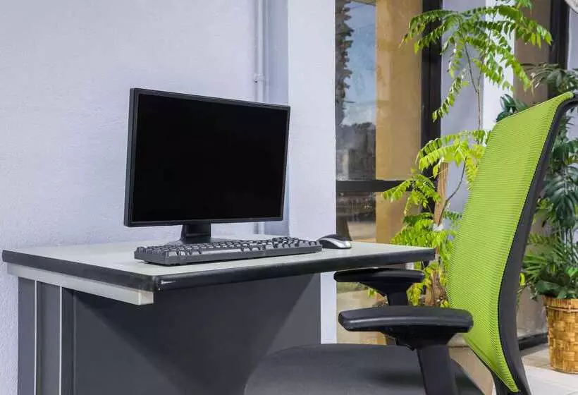 Мотель Travelodge By Wyndham Hardeeville