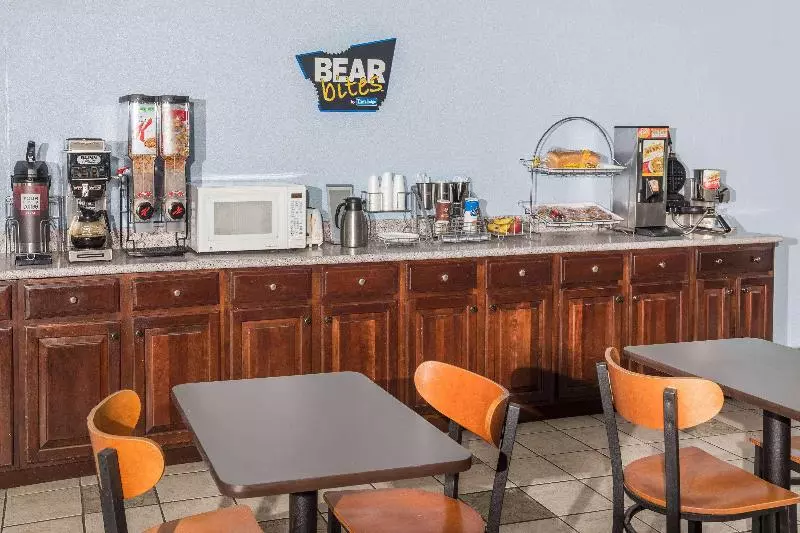 Мотель Travelodge By Wyndham Hardeeville