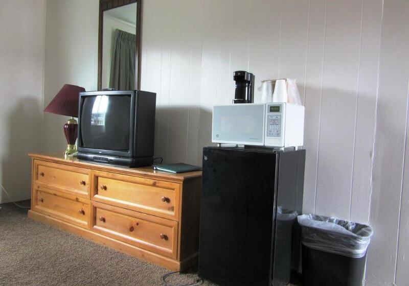 فندق على الطريق Yellowstone Country Inn