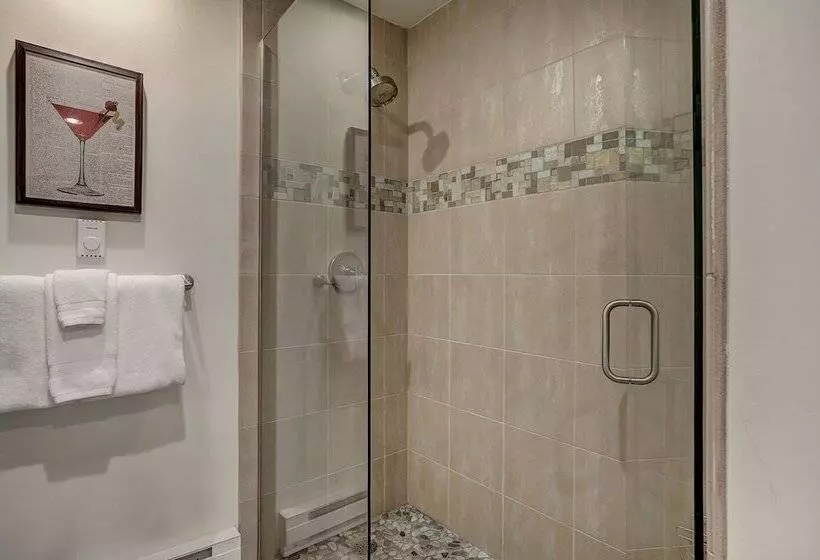 Курорт Townsend Place