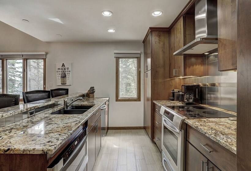 منتجع Townsend Place