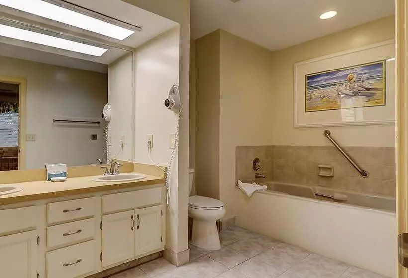 The Village At Palmetto Dunes