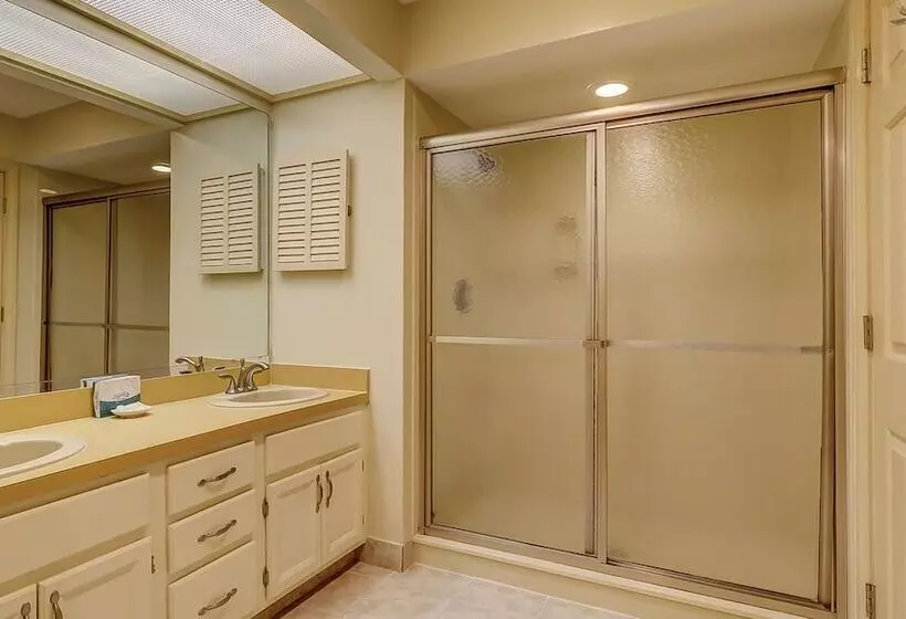 The Village At Palmetto Dunes