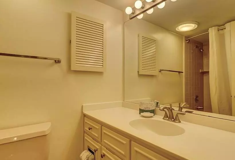 The Village At Palmetto Dunes