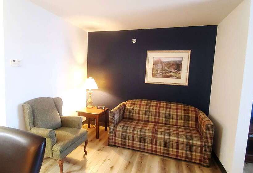 Wingate By Wyndham Youngstown   Austintown