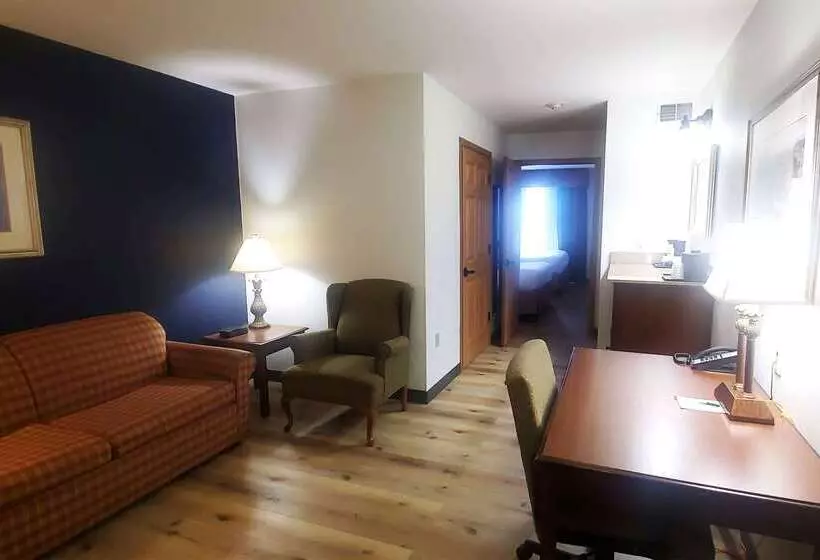 Wingate By Wyndham Youngstown   Austintown