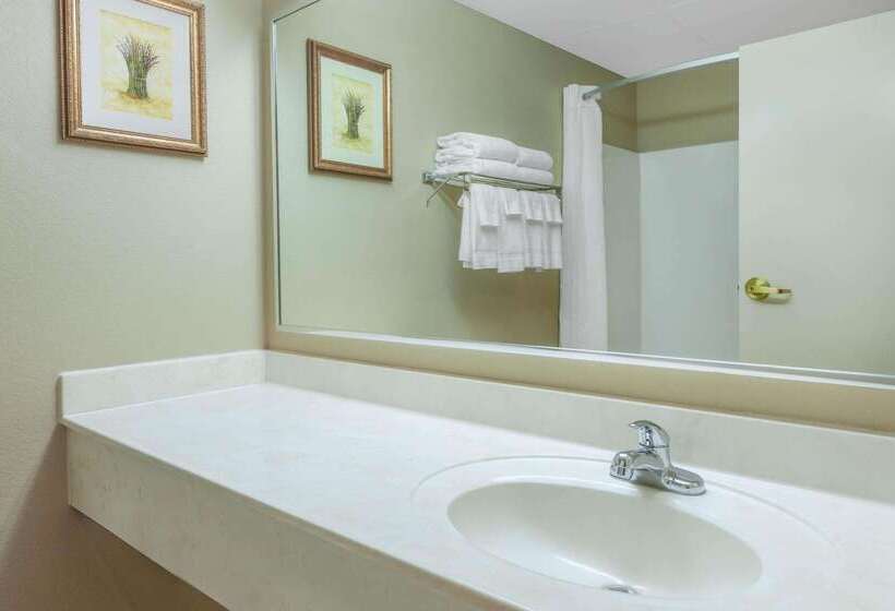 Americinn By Wyndham Iron Mountain