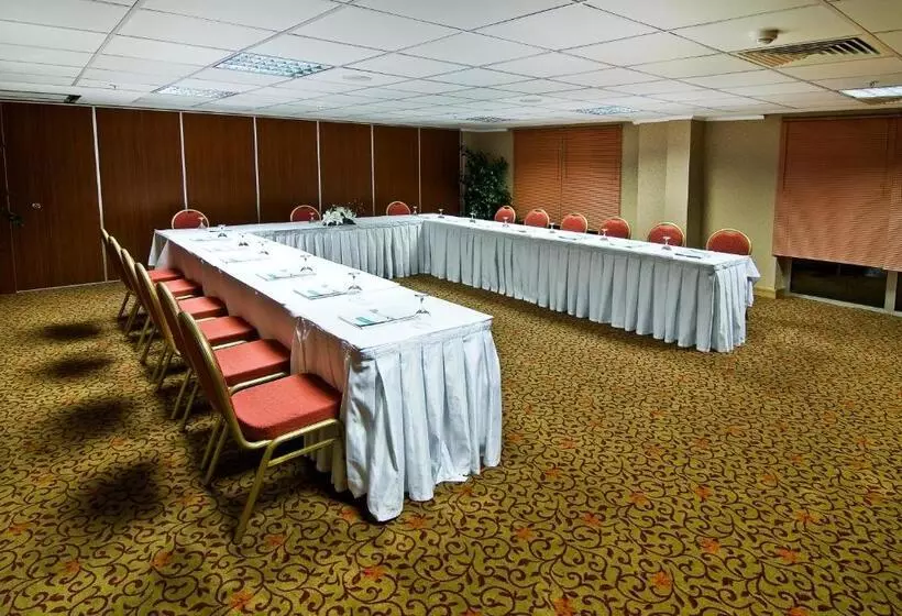 酒店 Adrina Termal Health & Spa