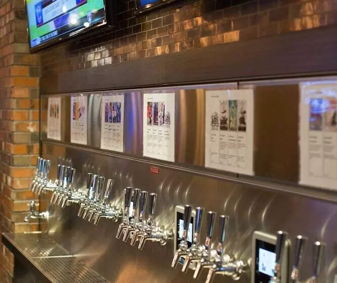 Отель Argosy Casino &