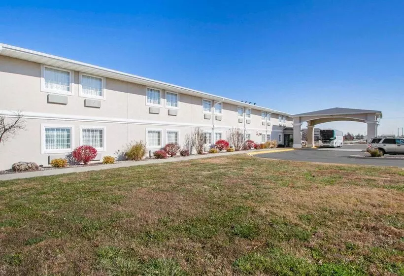 Отель Comfort Inn Bolivar