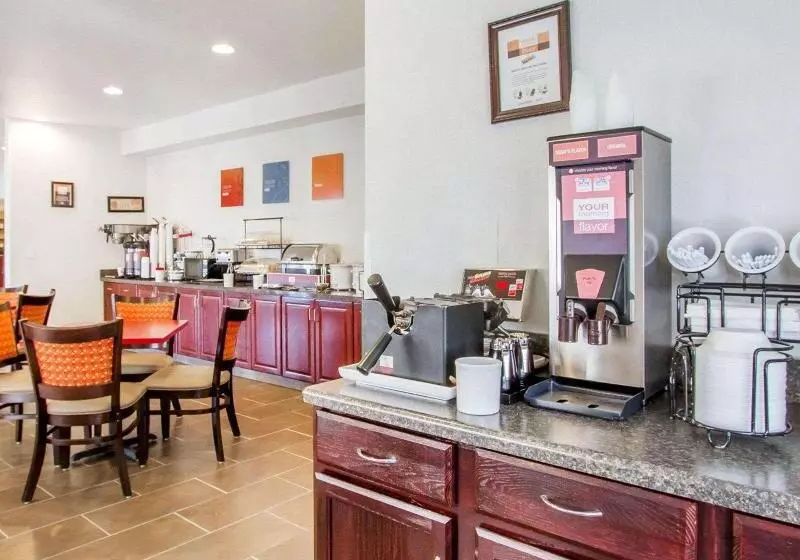 Отель Comfort Inn Bolivar