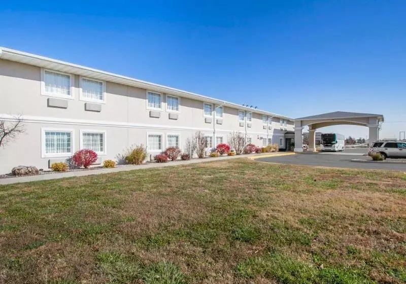 Отель Comfort Inn Bolivar