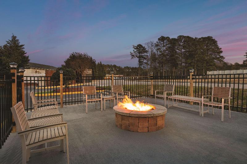 فندق Country Inn & Suites By Radisson, Petersburg, Va