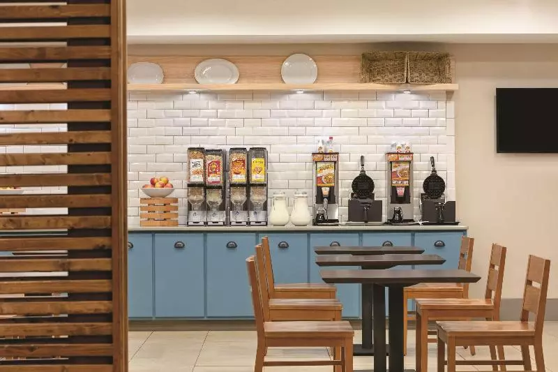 ホテル Country Inn & Suites By Radisson, Petersburg, Va