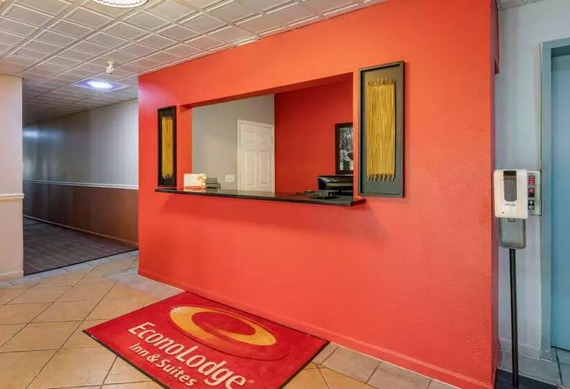 ホテル Econo Lodge  Inn & Suites