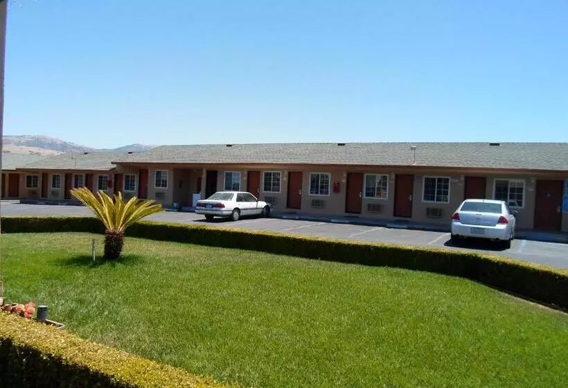 ホテル Economy Inn Morgan Hill