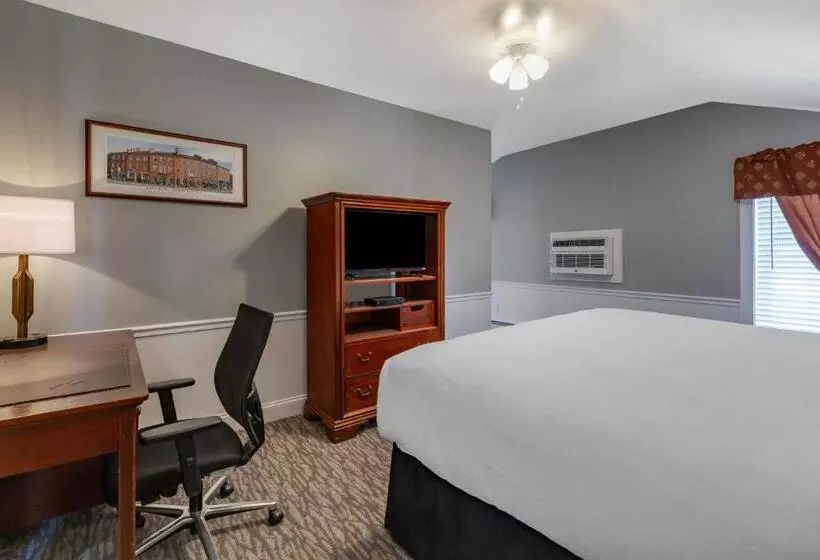 Essex Street Inn & Suites, Ascend Hotel Collection