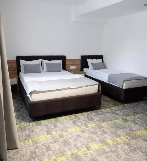 בית מלון כפרי Grand