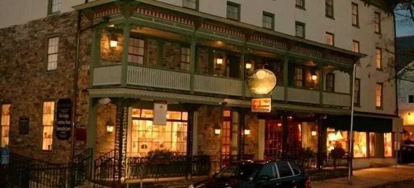 Отель Lambertville House