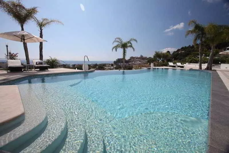 호텔 Mea Aeolian Charme