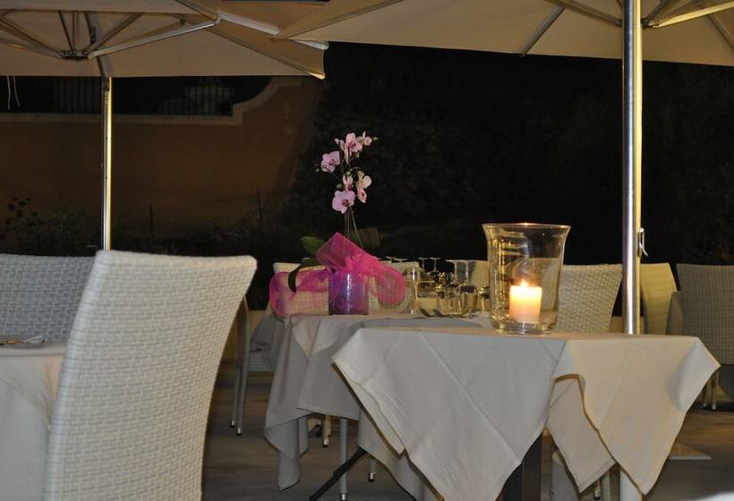 호텔 Mea   Aeolian Charme