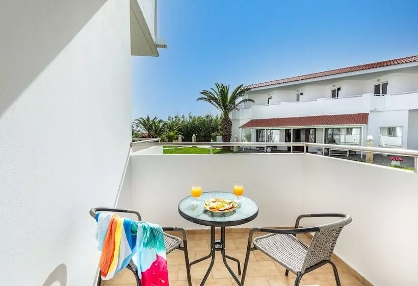 酒店 Mrs Chryssana Beach