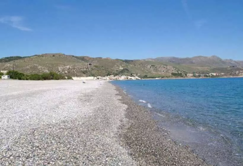 酒店 Mrs Chryssana Beach