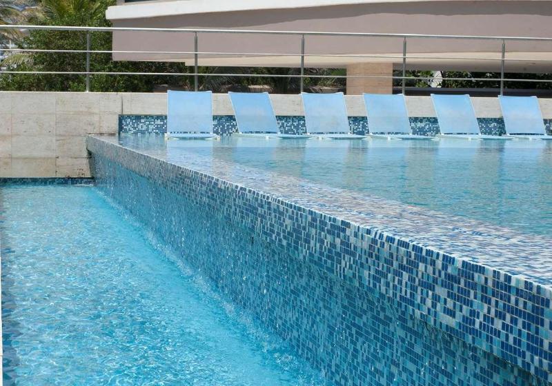 هتل Radisson Cartagena Ocean Pavillion