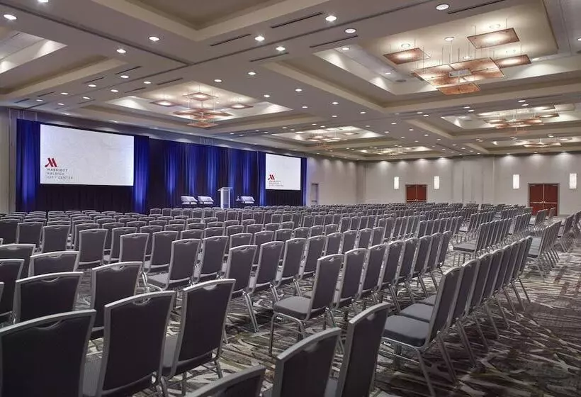 호텔 Raleigh Marriott City Center