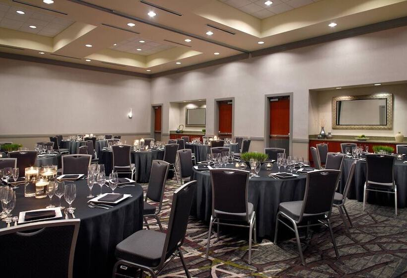 فندق Raleigh Marriott City Center