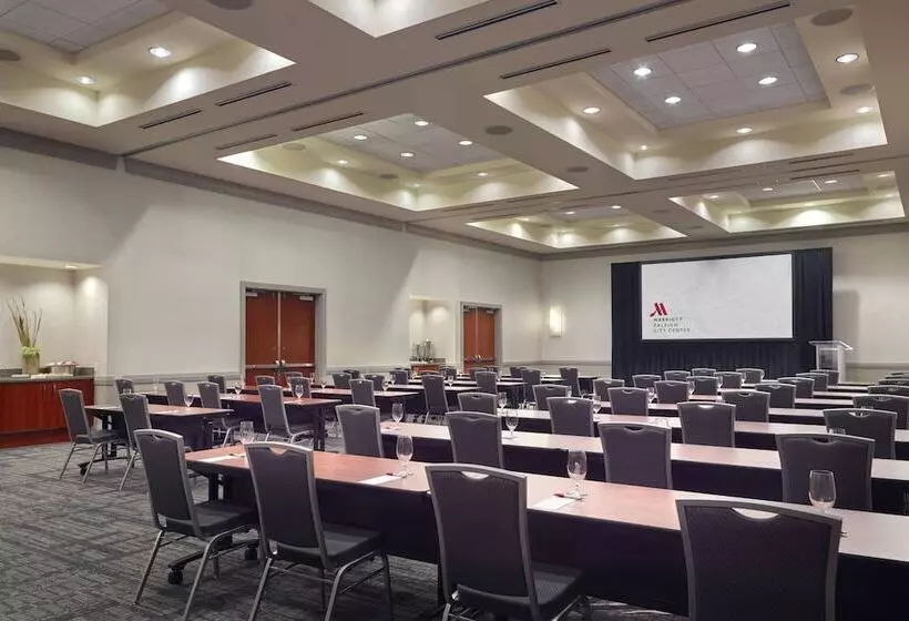 호텔 Raleigh Marriott City Center