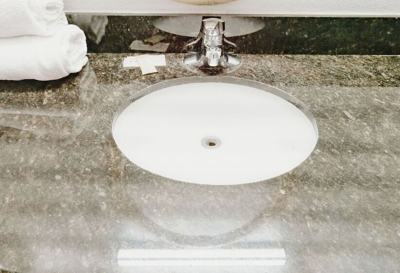 فندق Red Roof Inn Richmond   Airport Sandston