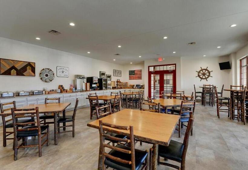 Stoney Creek Hotel Moline