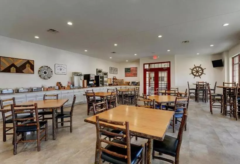 Stoney Creek Hotel Moline