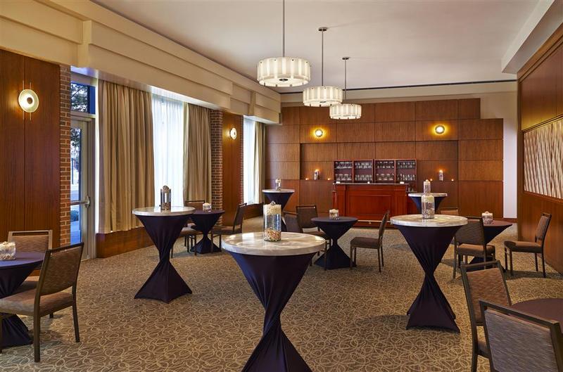 בית מלון כפרי The Westin Virginia Beach Town Center