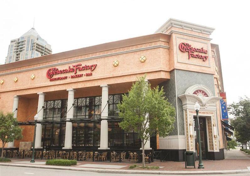 בית מלון כפרי The Westin Virginia Beach Town Center