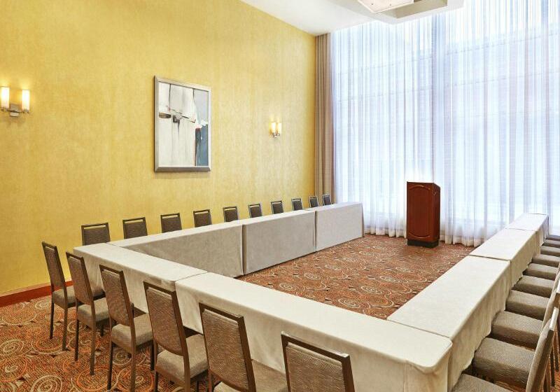 בית מלון כפרי The Westin Virginia Beach Town Center