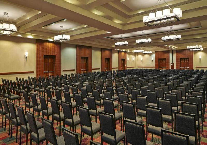 בית מלון כפרי The Westin Virginia Beach Town Center