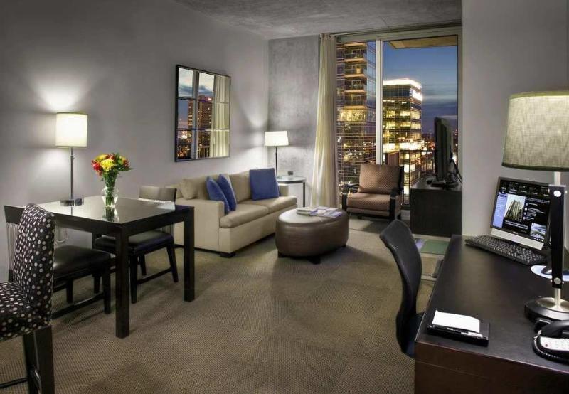 فندق Twelve Downtown, Autograph Collection