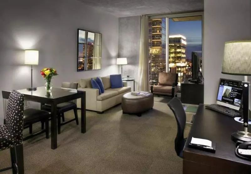 酒店 Twelve Downtown, Autograph Collection