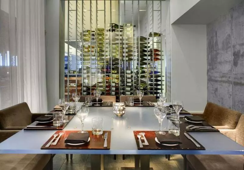 酒店 Twelve Downtown, Autograph Collection