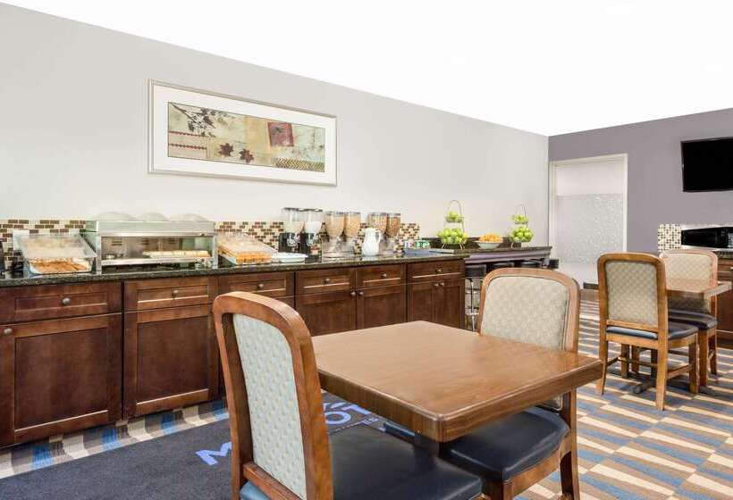 Microtel Inn & Suites By Wyndham Bremen