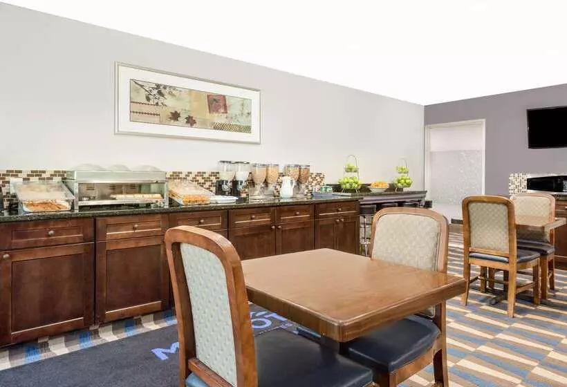 Microtel Inn & Suites By Wyndham Bremen