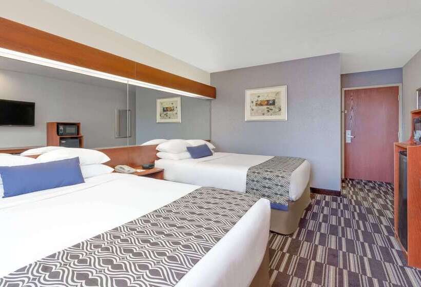 Microtel Inn & Suites By Wyndham Bremen