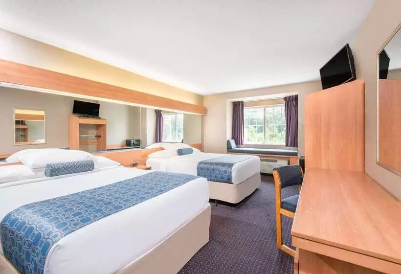 Microtel Inn & Suites By Wyndham Hazelton/bruceton Mills