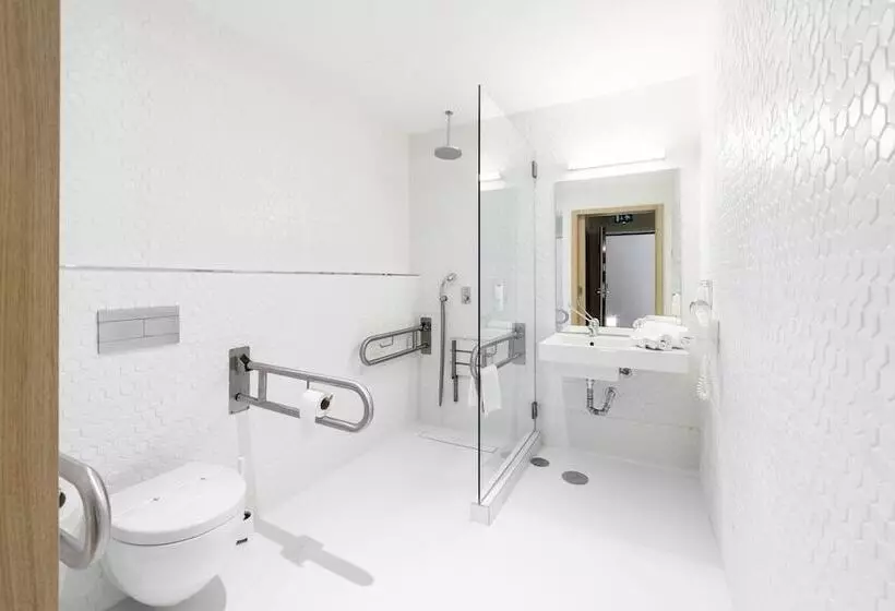 Moov Hotel Porto Centro