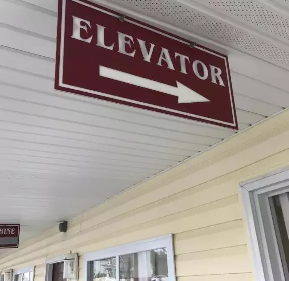 모텔 Crystal Inn And Suites