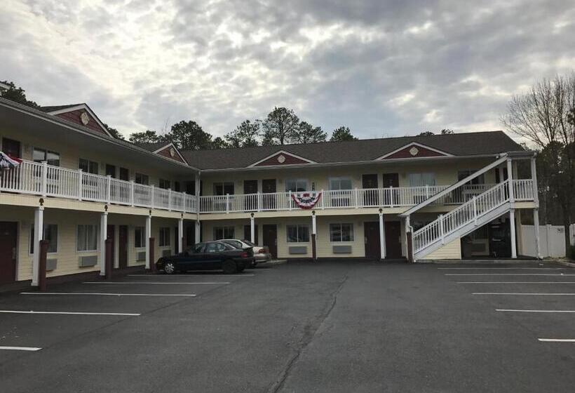 فندق على الطريق Crystal Inn And Suites