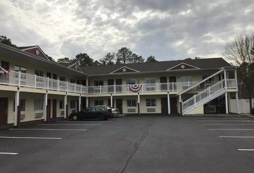 모텔 Crystal Inn And Suites